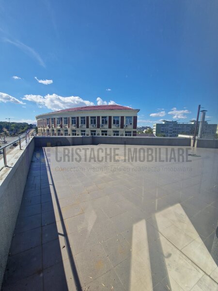 Tineretului spatiu comercial 286 mp util, comp. flexibila, et. 3/ 3, acces lift