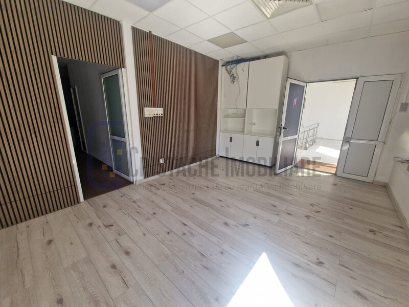 Tineretului spatiu comercial 286 mp util, comp. flexibila, et. 3/ 3, acces lift